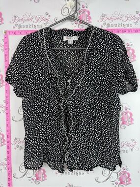 Gelco tshirt button up dots Black White Polka Dot Ruffle Front Short Sleeve Top